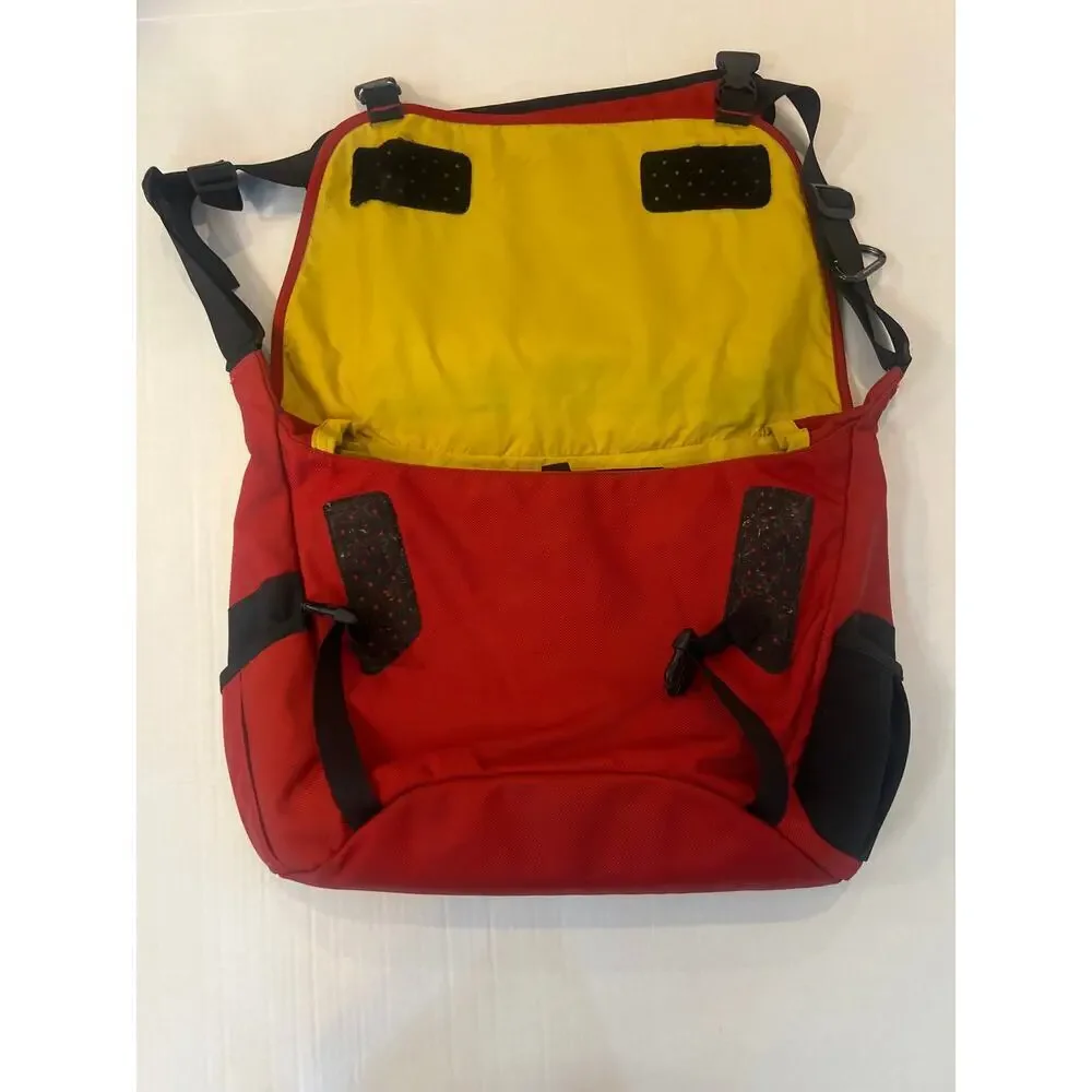 Patagonia Vintage Half Mass Messenger Bag Red Black